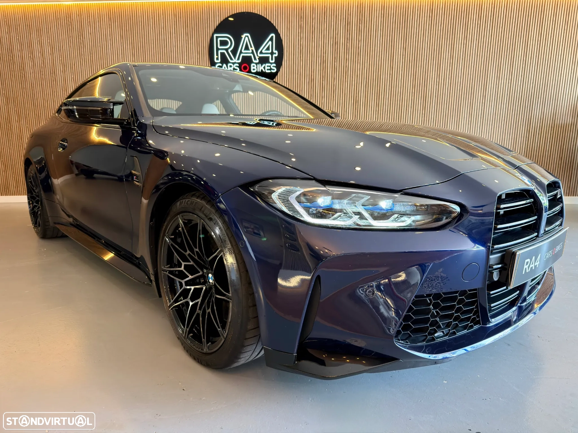 BMW M4 Competition M xDrive