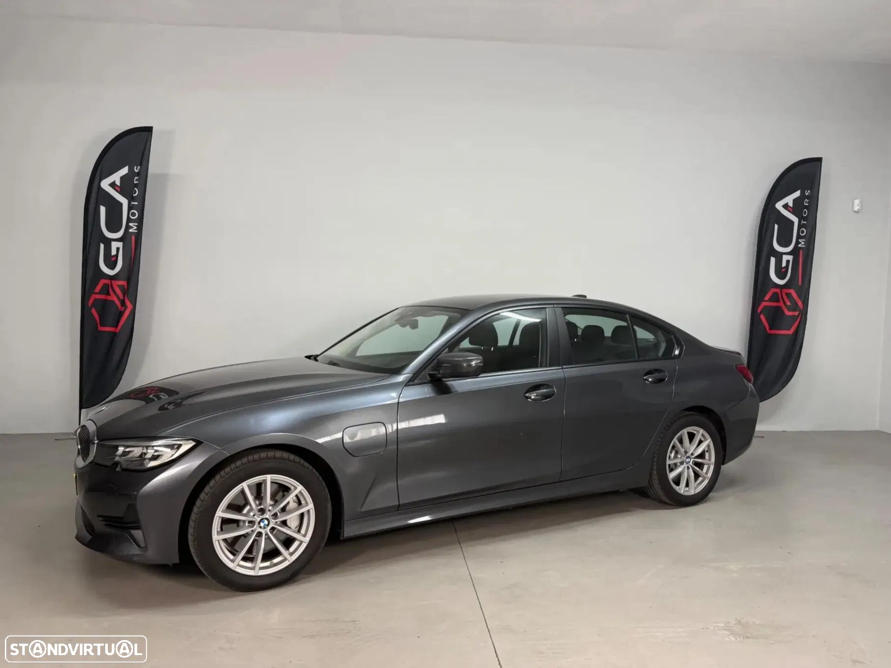 BMW 330 e iPerformance Advantage