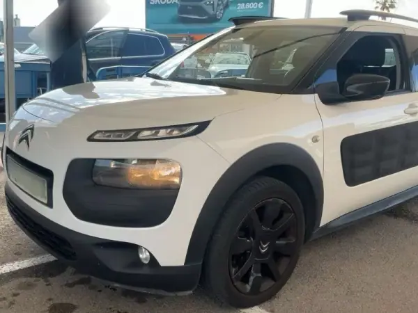 Citroën C4 Cactus 2014 1.6 e-HDi Shine ETG6