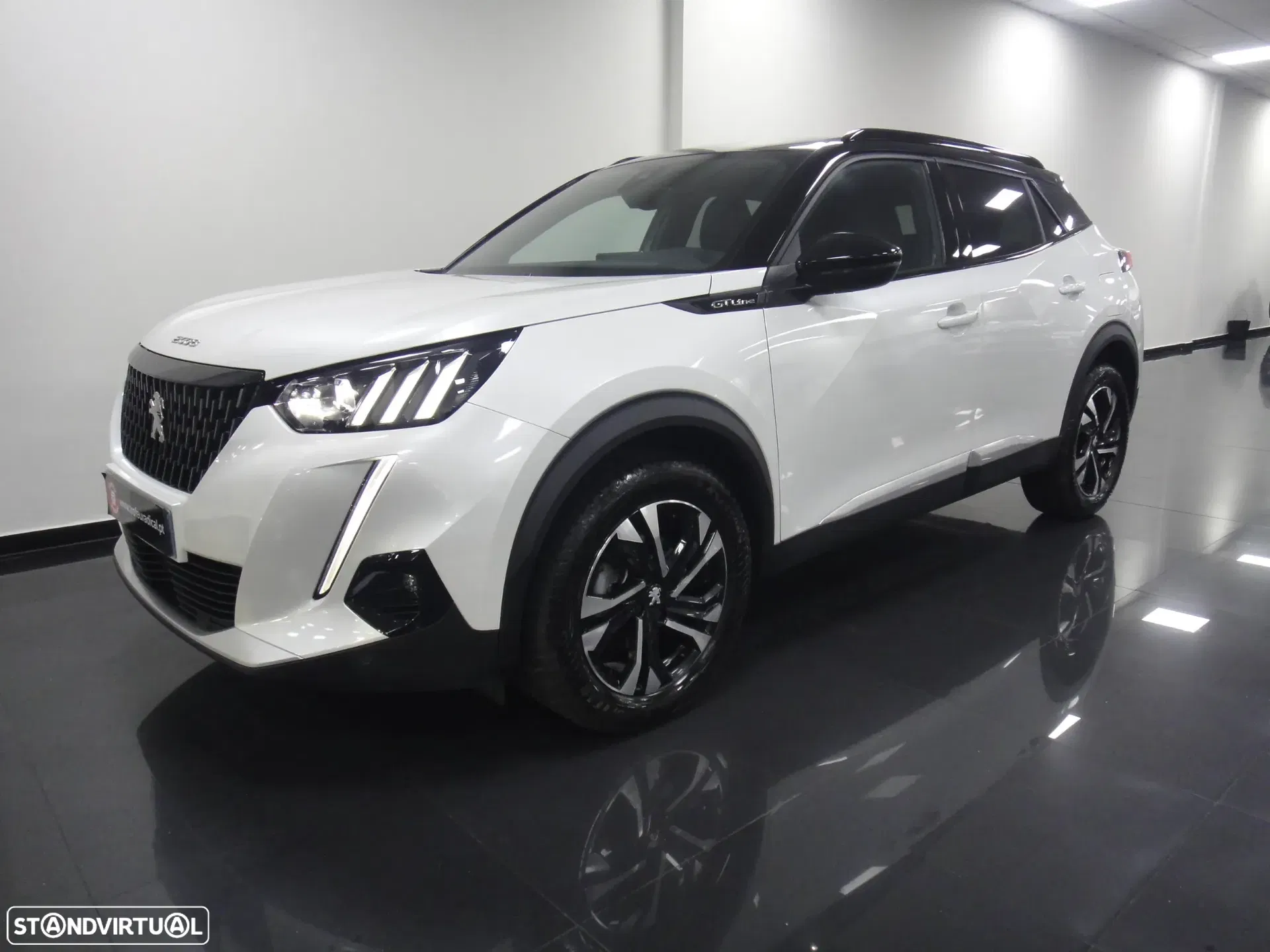 Peugeot 2008 PureTech 130 EAT8 GT