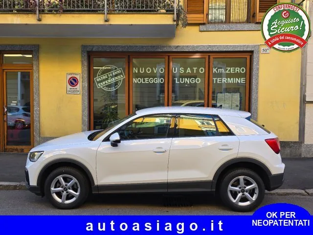 AUDI Q2 30 1.0 TFSI Business usato Benzina Bianco