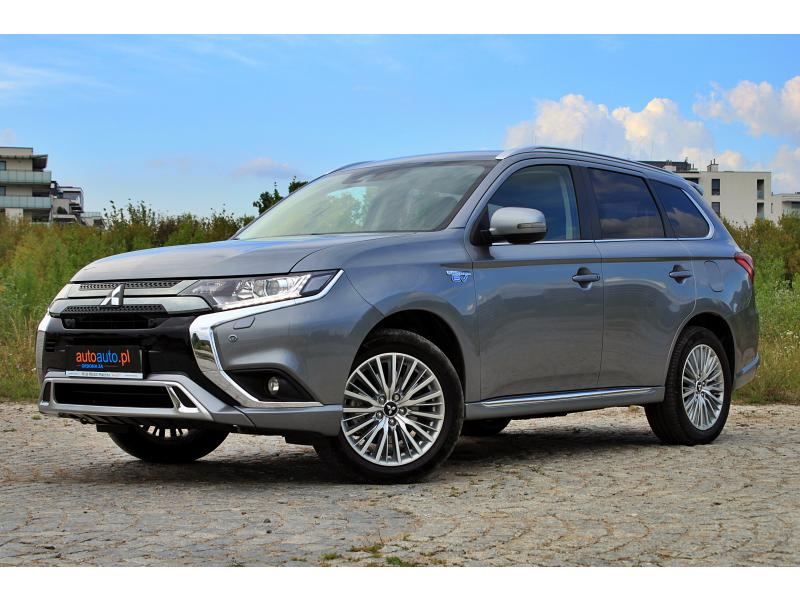 Mitsubishi OUTLANDER 2020