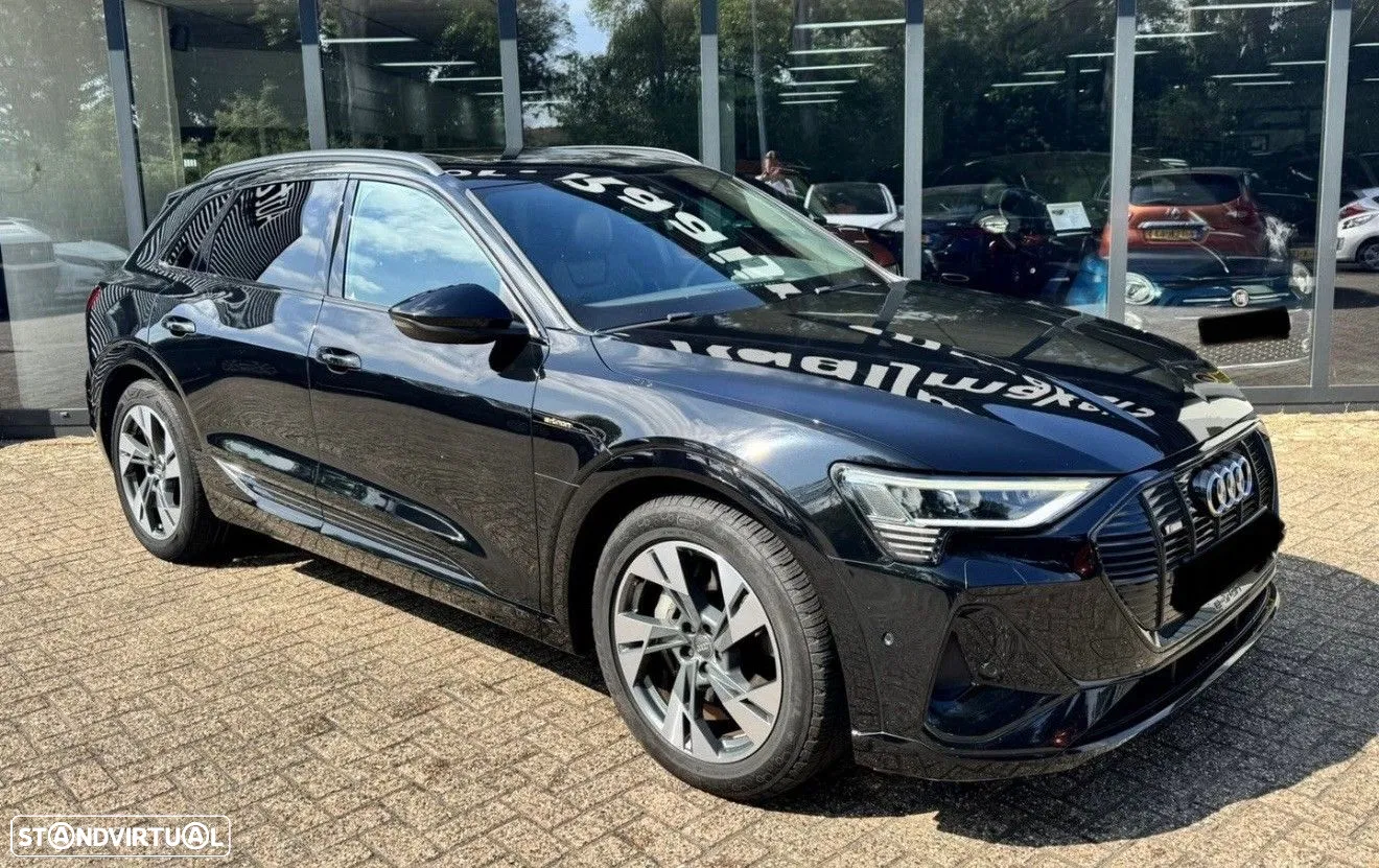 Audi e-tron 50 quattro S line