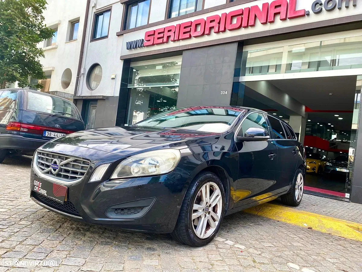 Volvo V60 1.6 D2 Drive Momentum Start/Stop
