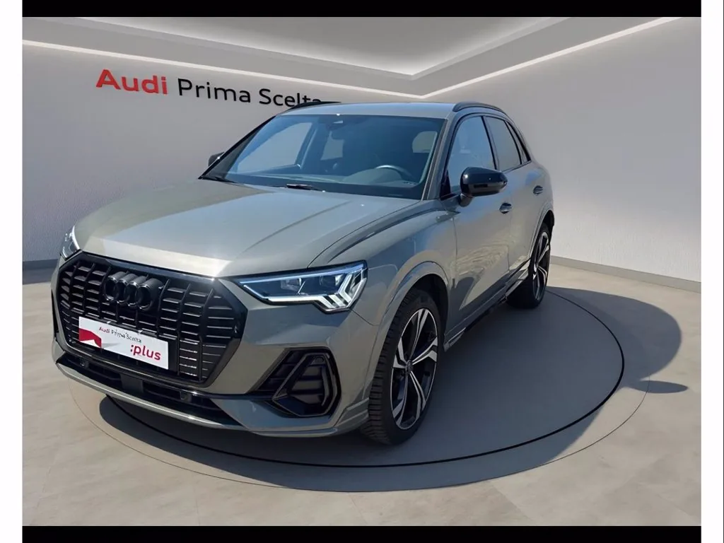 AUDI Q3 45 1.4 tfsi e identity black s-tronic