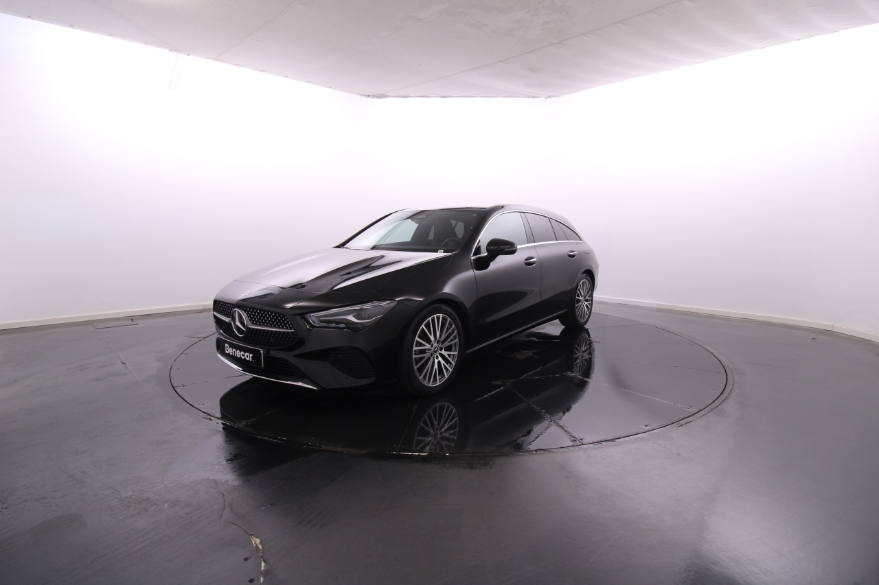 Mercedes-Benz Classe CLA - 180 d Shooting Brake Progressive Advanced Cx. Aut. / Vidros Escurecidos / Estofos em Pele / JLL