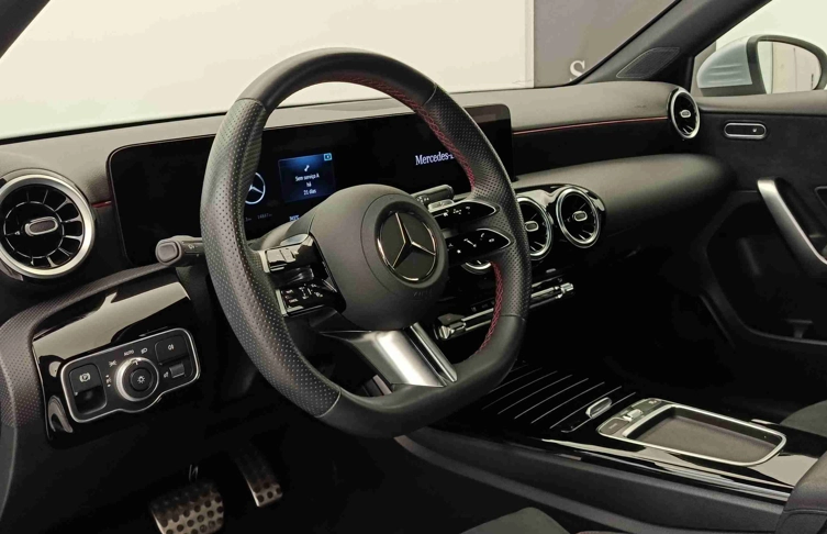 MERCEDES - Classe A - A 200