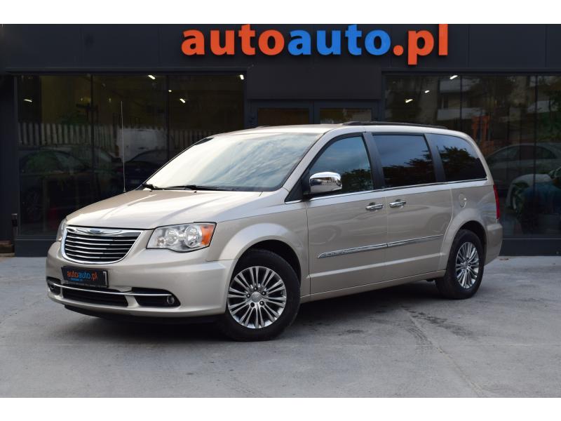 Chrysler TOWN & COUNTRY 2013