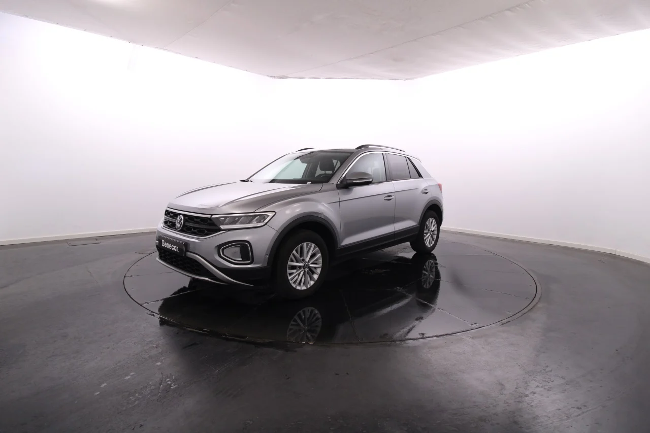 Volkswagen T-Roc 1.0 TSI Style 110cv / Vidros Escurecidos / LED / JLL