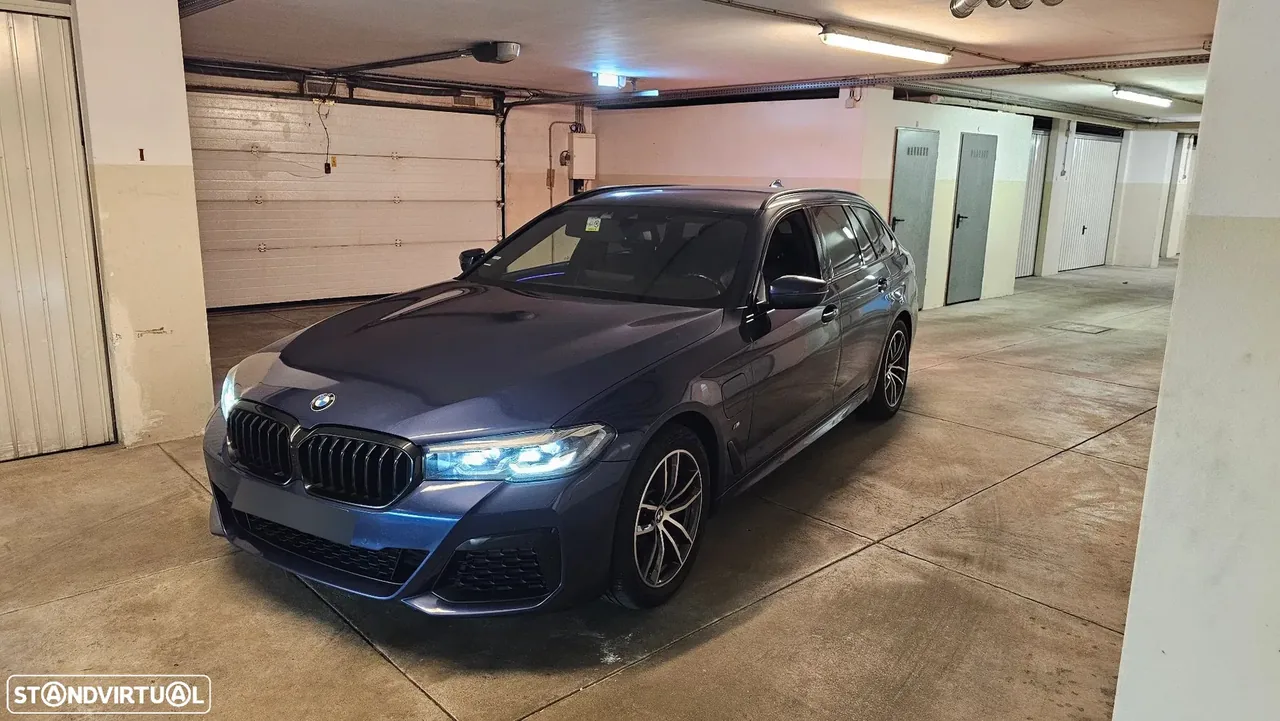 BMW 530 e Pack Desportivo M