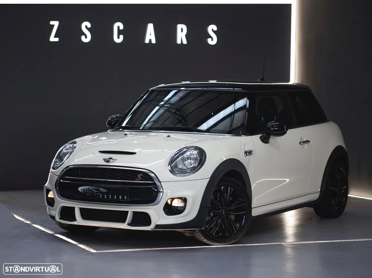 MINI 3 Portas Cooper S Auto Desportiva