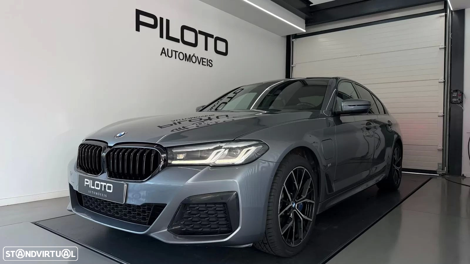 BMW 530 e Pack Desportivo M