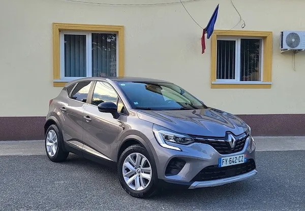 Renault captur 1,5 Blue dci 115 cp an 2021 euro 6 recent adus in tara