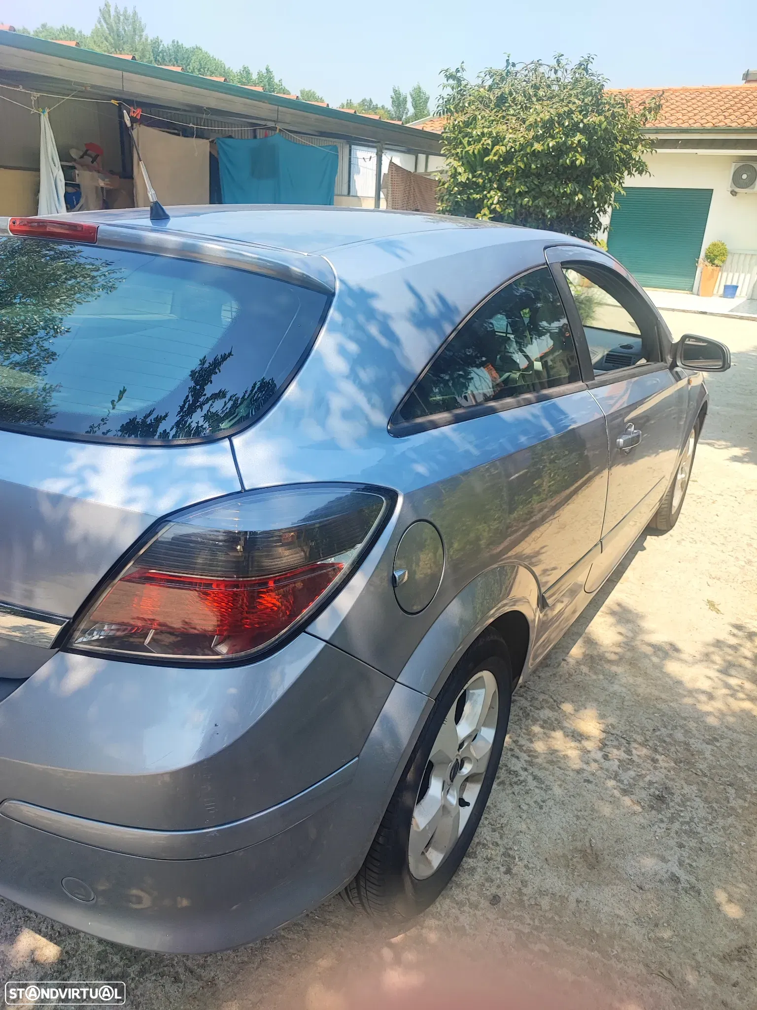 Opel Astra GTC 1.3 CDTI