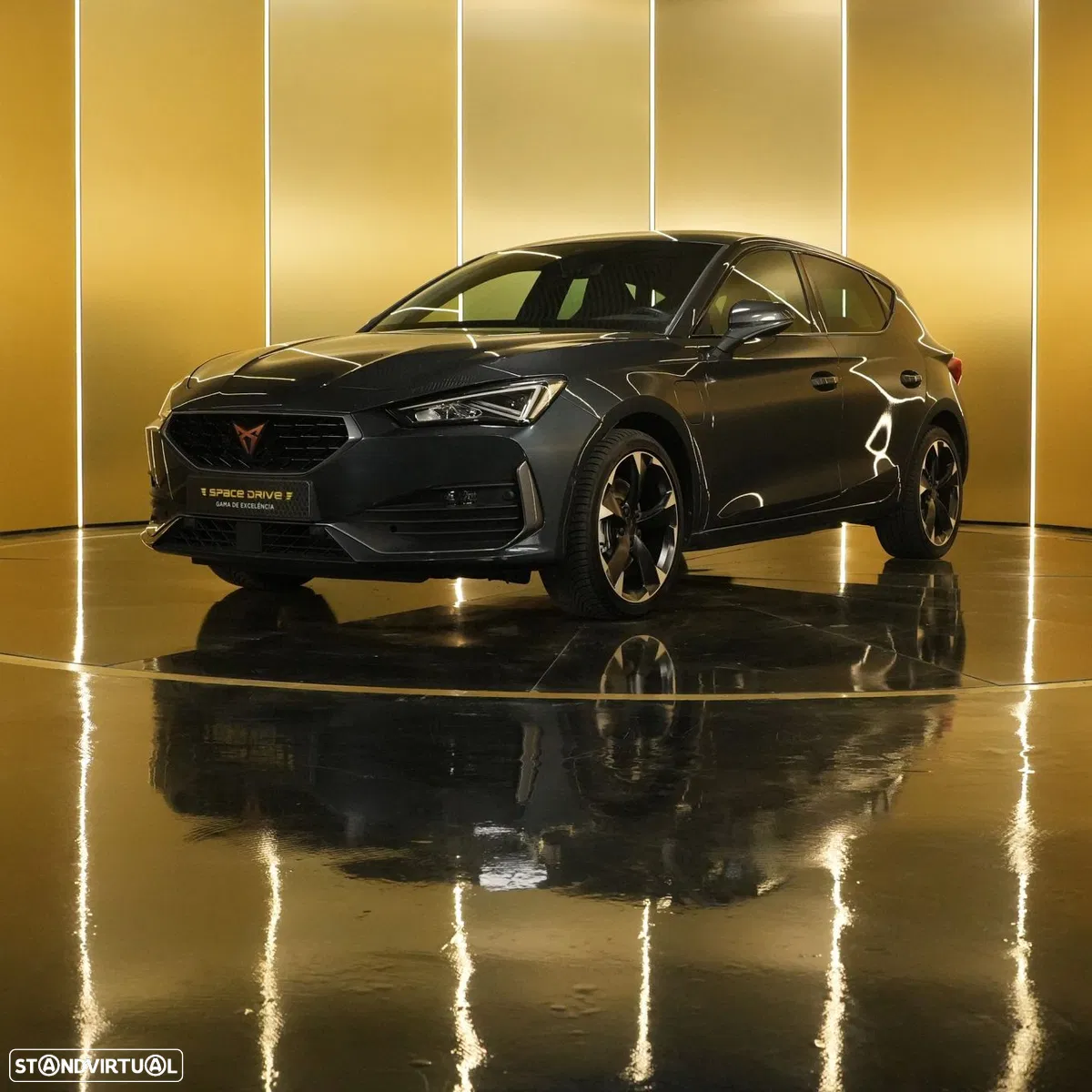 Cupra Leon 1.4 e-Hybrid MID DSG