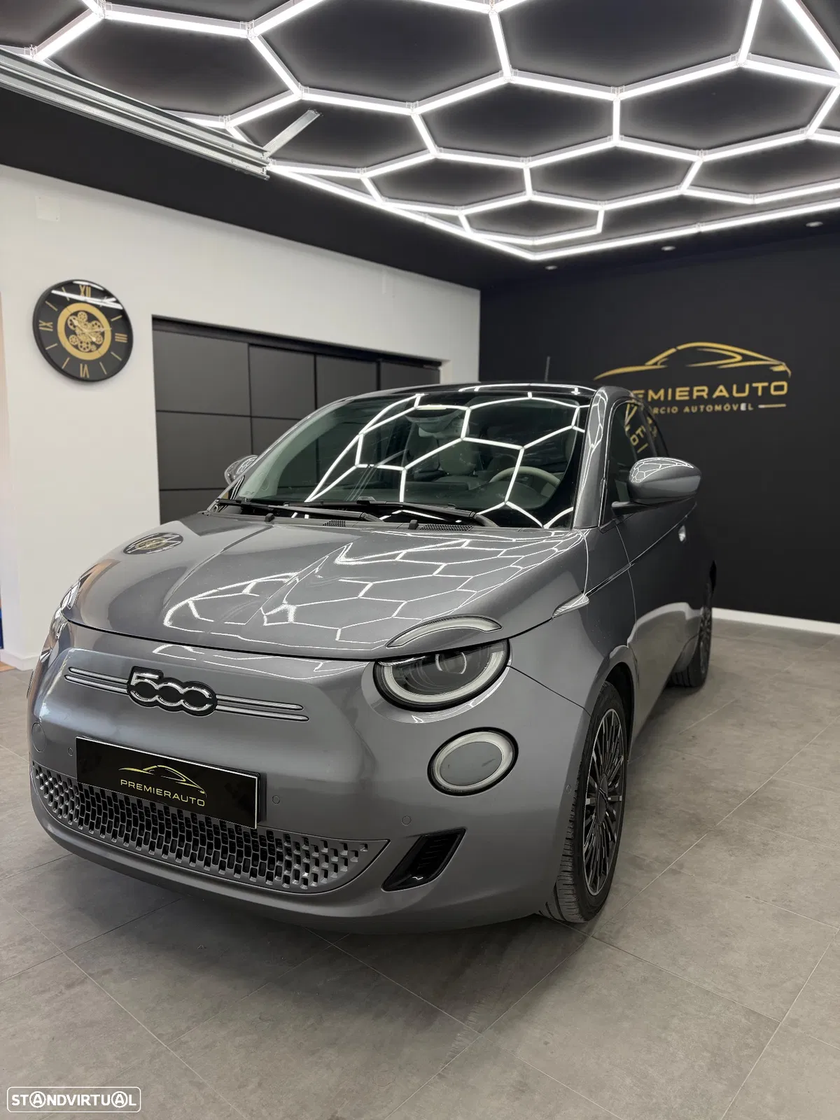 Fiat 500e La Prima