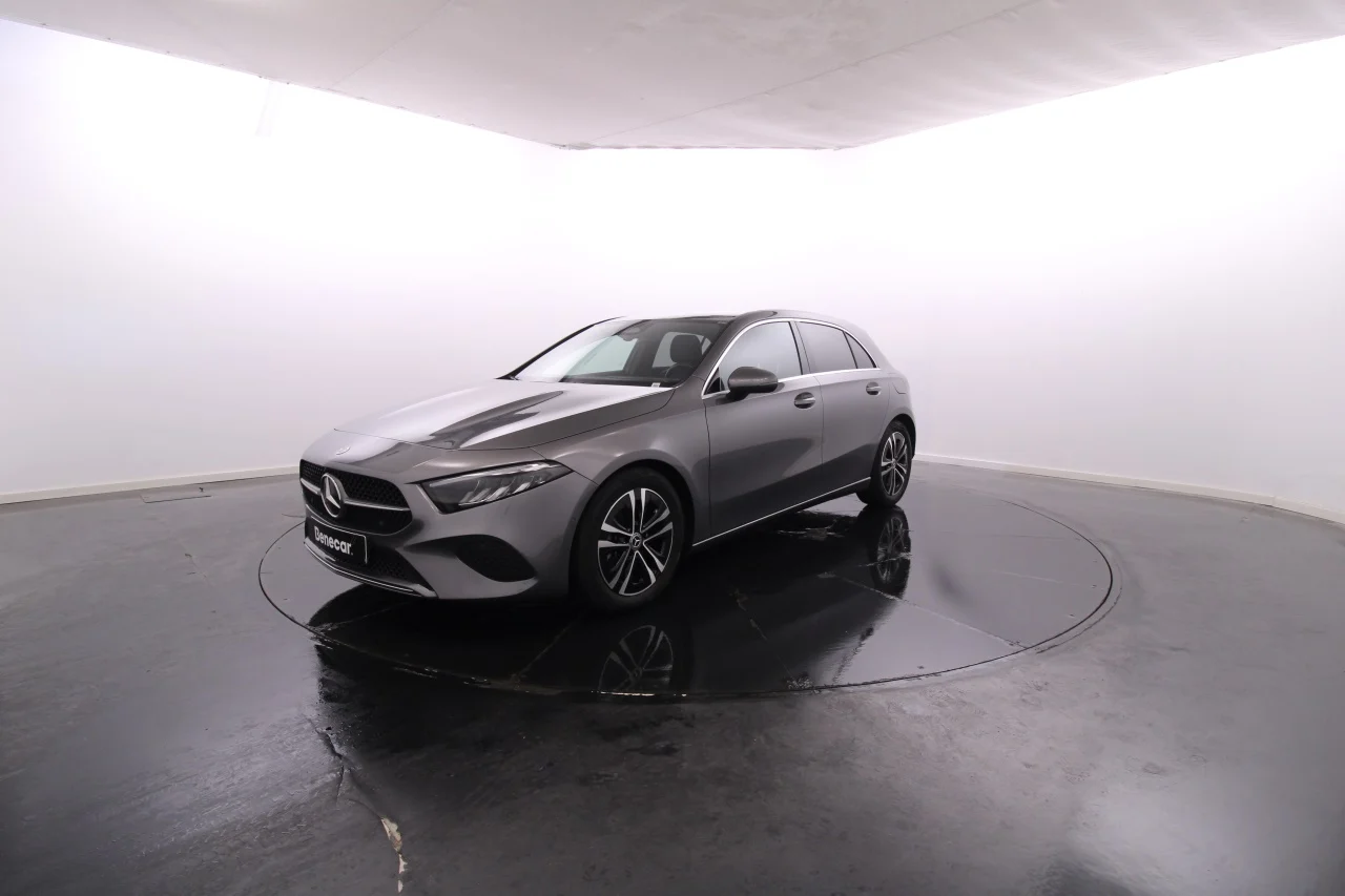 Mercedes-Benz Classe A - 180 d Progressive Advanced / Vidros Escurecidos