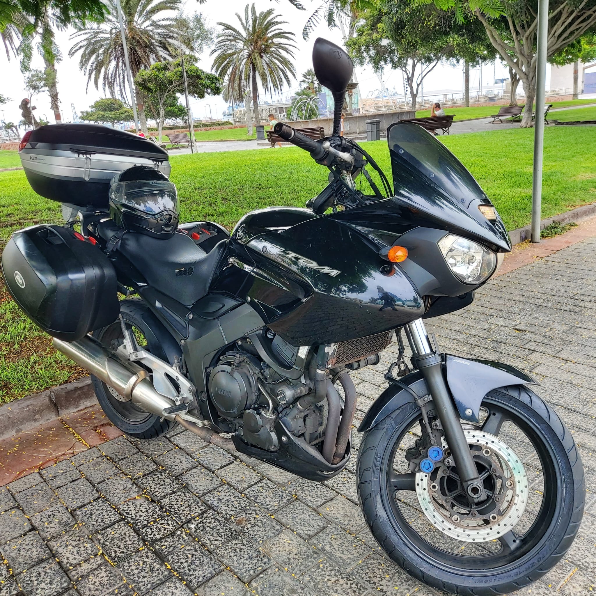 YAMA0A TDM 900 Lista para Viajar Limitada A2 Pack Completo