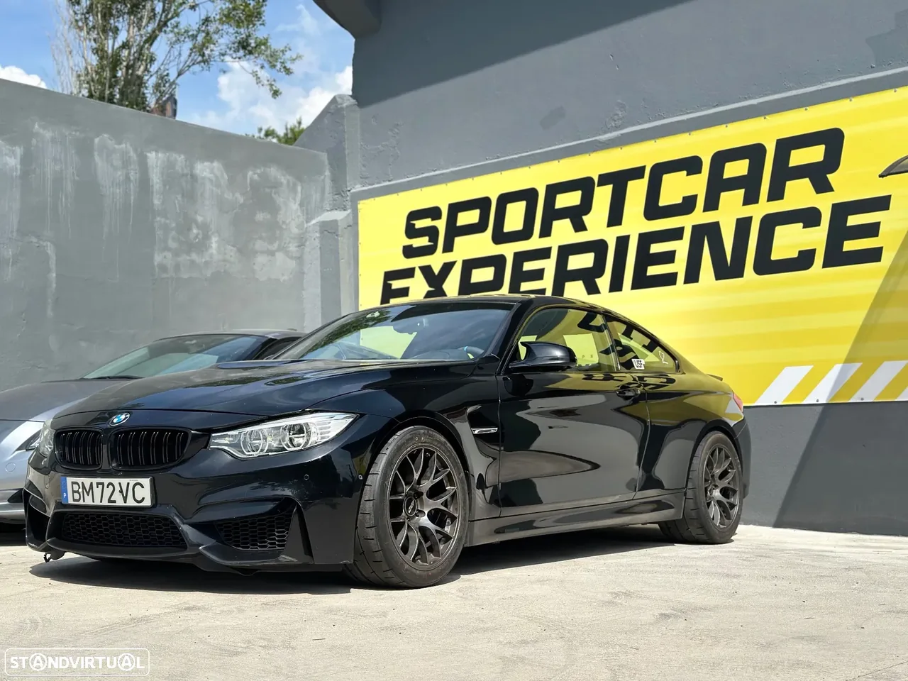 BMW M4 Auto