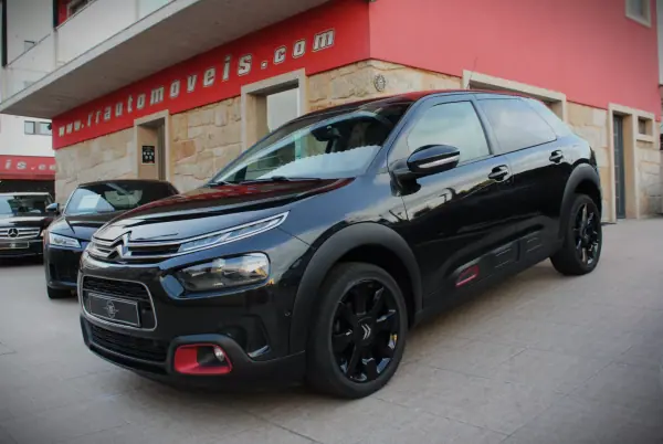 Citroën C4 Cactus 2018 1.2 PureTech Shine EAT6