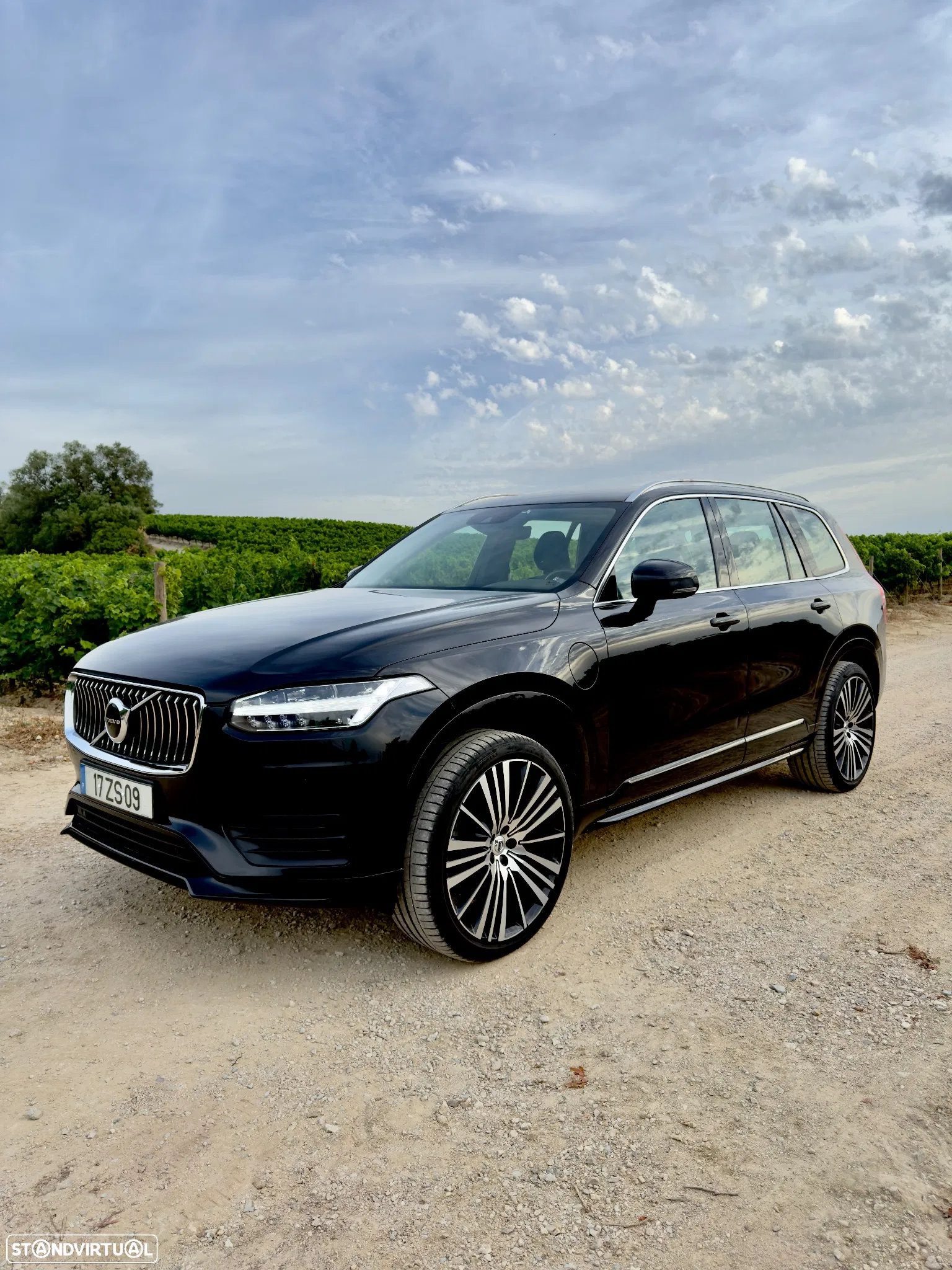 Volvo XC 90 2.0 T8 PHEV Momentum Plus AWD