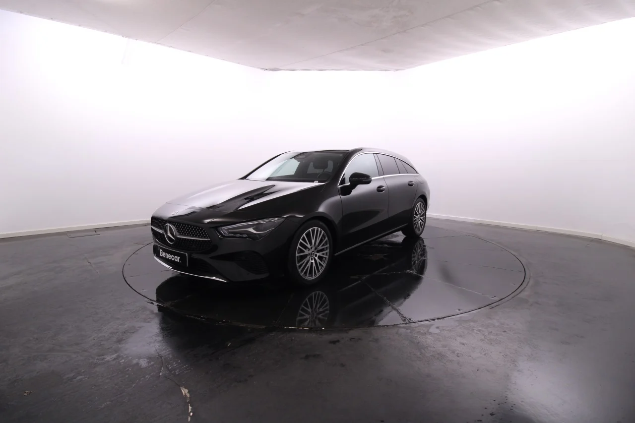 Mercedes-Benz Classe CLA - 180 d Shooting Brake Progressive Advanced Cx. Aut. / Vidros Escurecidos