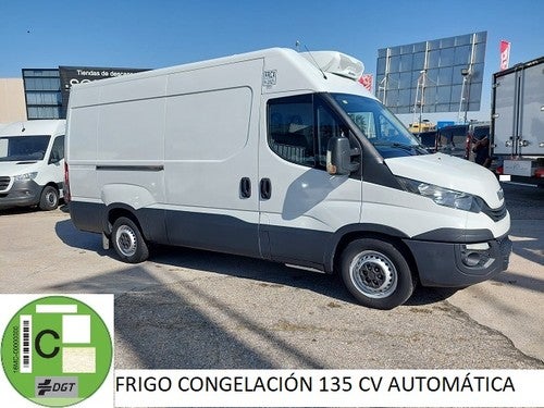 IVECO Daily Industrial  Automático de 4 Puertas